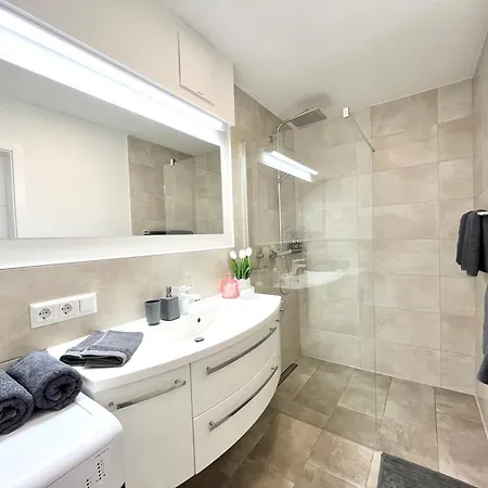See-residenz St. Anna - Mit Exklusivem Seezugang דירה *